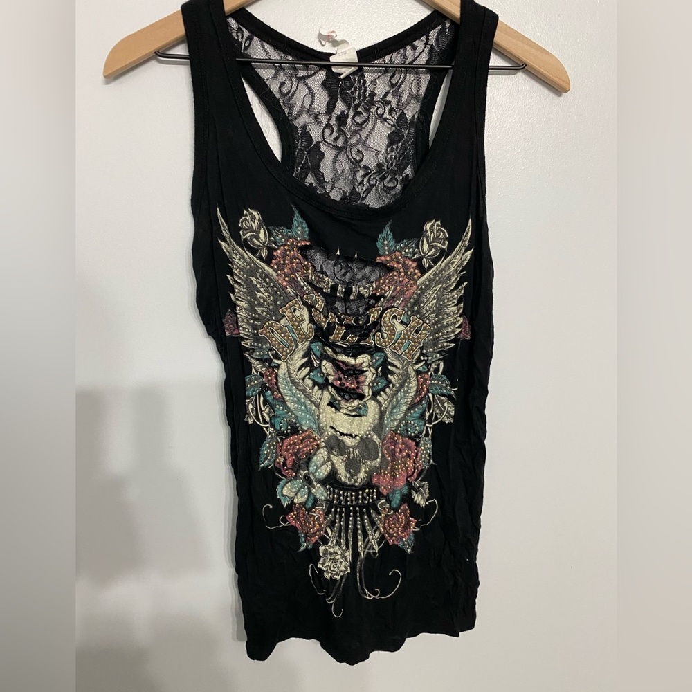 Tank shirt with skull